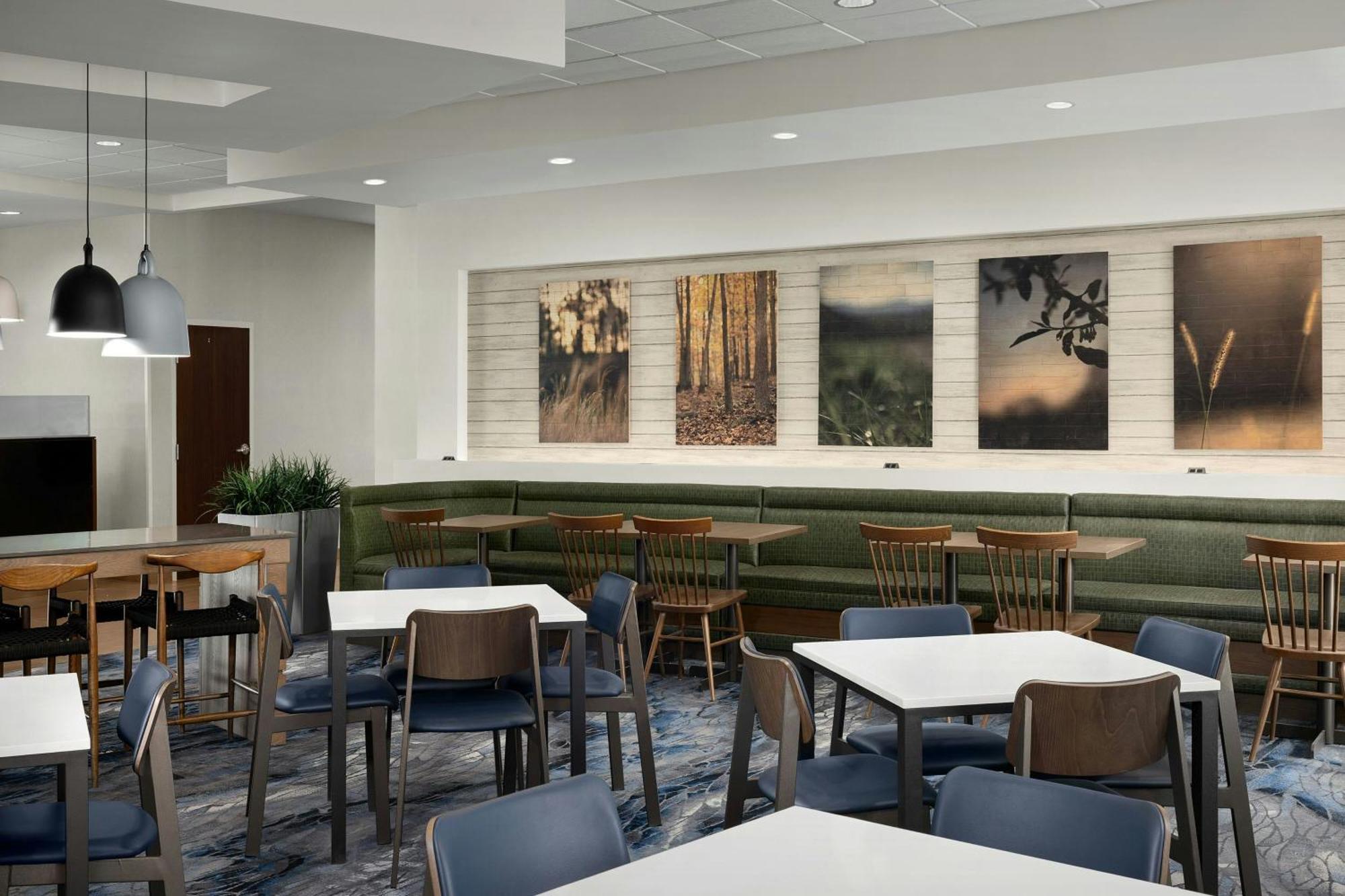 Fairfield & By Marriott Atlanta Hotel 3*