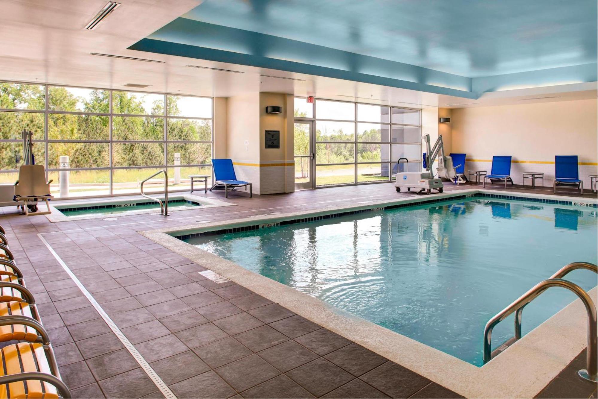Fairfield & By Marriott Atlanta Hotel Stockbridge