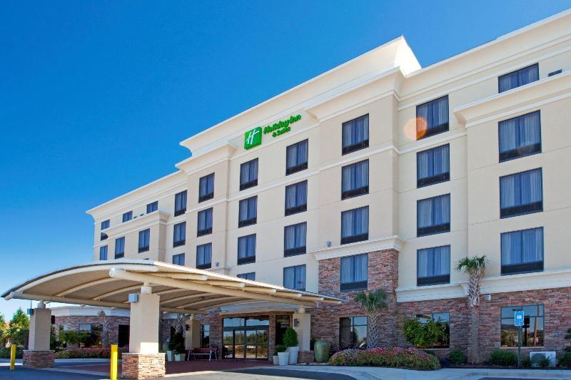 Fairfield & By Marriott Atlanta 3*